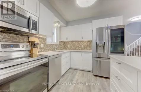 39 Chantilly Street Kitchener ON N2R 1V7
