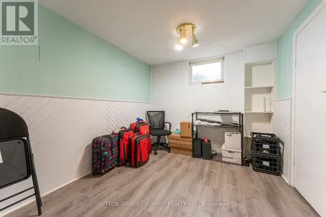 206 6th Avenue East Owen Sound ON N4K 2T3