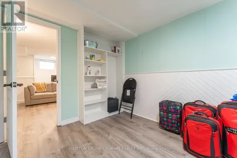 206 6th Avenue East Owen Sound ON N4K 2T3