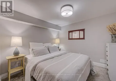 387 Stillmeadow Circle Waterloo ON N2L 5M1