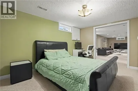 514 Havelock Drive Waterloo ON N2L 4N7