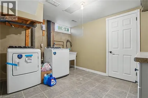514 Havelock Drive Waterloo ON N2L 4N7