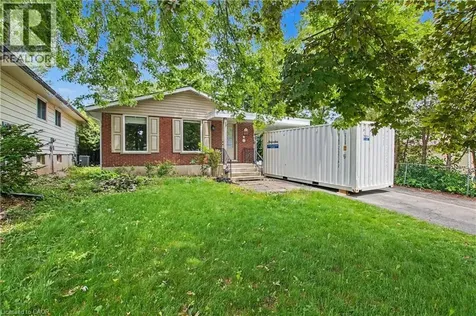 514 Havelock Drive Waterloo ON N2L 4N7