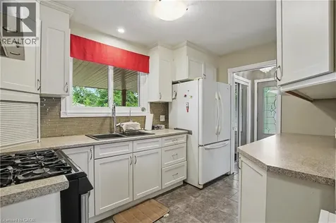 514 Havelock Drive Waterloo ON N2L 4N7
