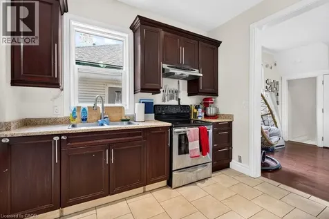221 Grand River Avenue Brantford ON N3T 4Y3