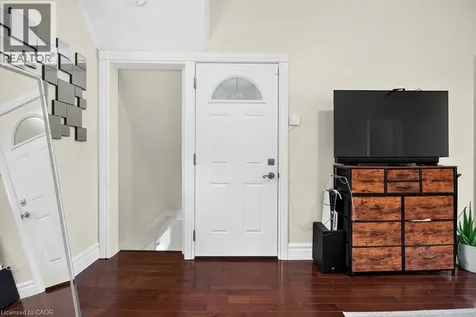 221 Grand River Avenue Brantford ON N3T 4Y3
