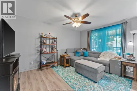 464 Oak Windsor ON N9A 5E6