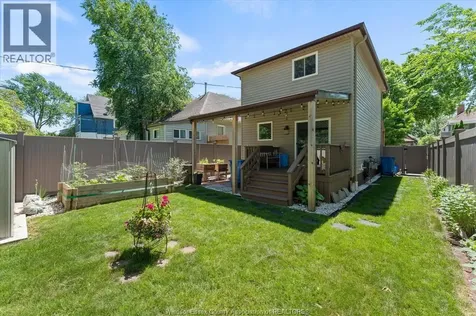 464 Oak Windsor ON N9A 5E6