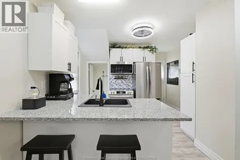 3635 Peter Street Windsor ON N9C 1J8