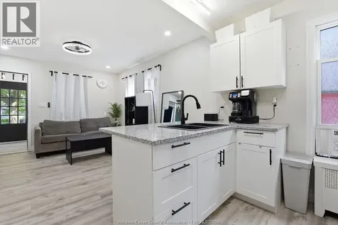 3635 Peter Street Windsor ON N9C 1J8