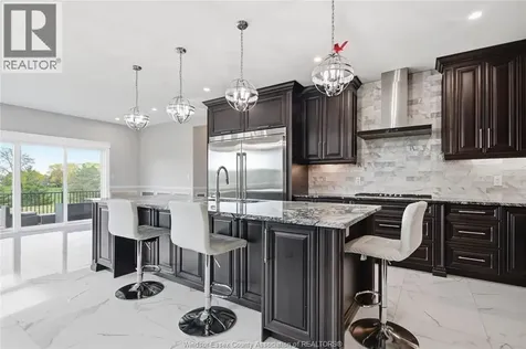 336 Benson Court Amherstburg ON N9V 0A8