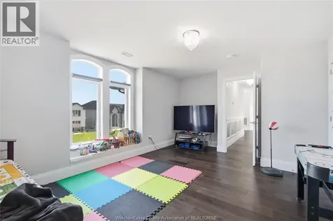 336 Benson Court Amherstburg ON N9V 0A8