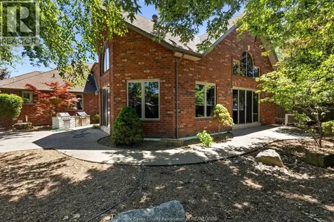 139 Wintermute Avenue Lakeshore ON N0R 1A0