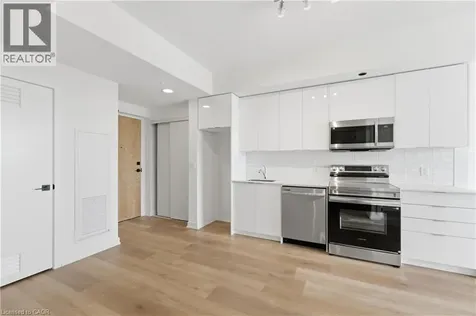 33 Erie Avenue Brantford ON N3S 0K7