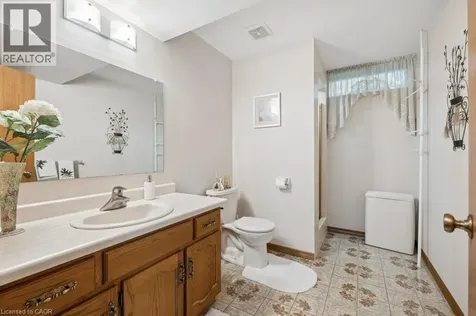 336 Manchester Road Kitchener ON N2B 1A4