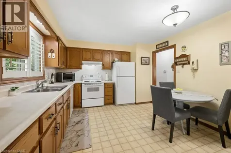 336 Manchester Road Kitchener ON N2B 1A4