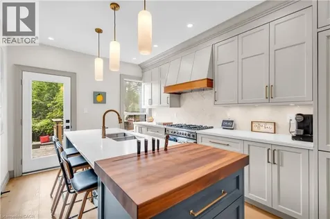 76 Pearl Street North Hamilton ON L8R 2Y9