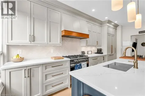 76 Pearl Street North Hamilton ON L8R 2Y9