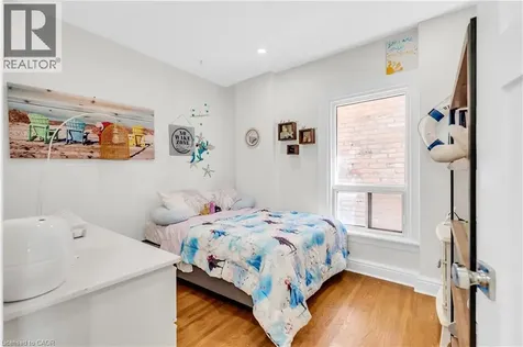 76 Pearl Street North Hamilton ON L8R 2Y9