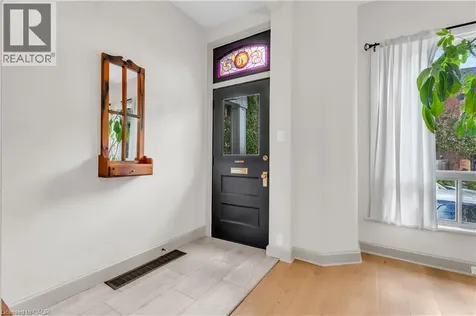 76 Pearl Street North Hamilton ON L8R 2Y9