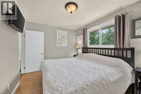 251 Mackenzie Crescent Caledonia ON N3W 1A7