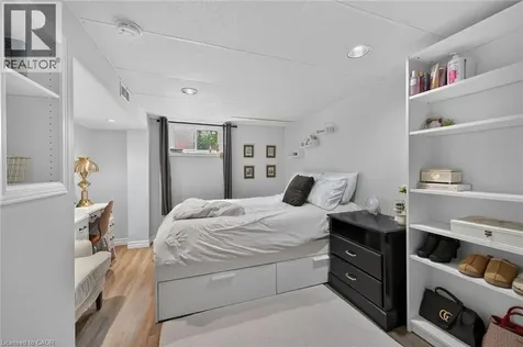 251 Mackenzie Crescent Caledonia ON N3W 1A7