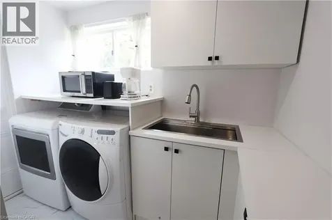 77 Orchard Mill Crescent Kitchener ON N2P 1T2