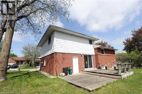 77 Orchard Mill Crescent Kitchener ON N2P 1T2