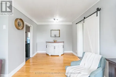 160 Lafontaine Road West Tiny ON L9M 0H1