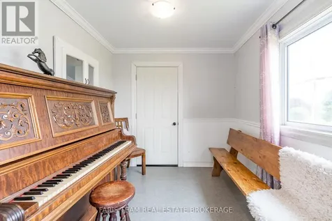 160 Lafontaine Road West Tiny ON L9M 0H1