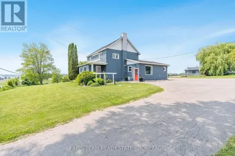 160 Lafontaine Road West Tiny ON L9M 0H1