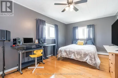 160 Lafontaine Road West Tiny ON L9M 0H1