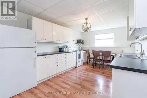 160 Lafontaine Road West Tiny ON L9M 0H1