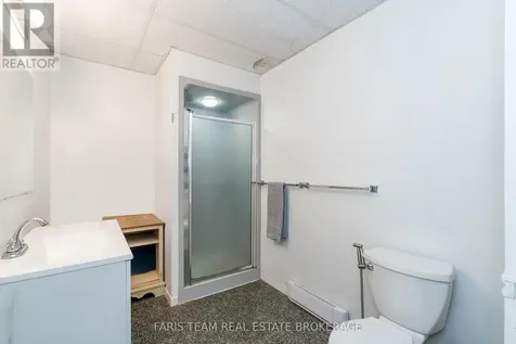 160 Lafontaine Road West Tiny ON L9M 0H1