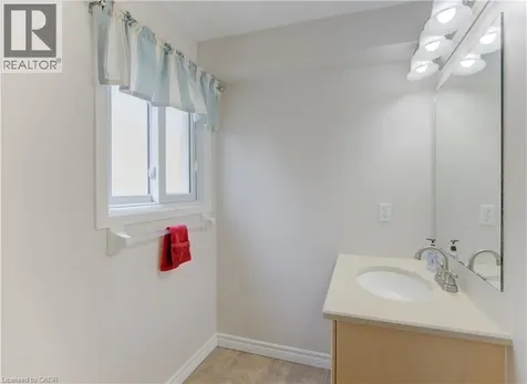15 Cotton Grass Street Kitchener ON N2E 3T7