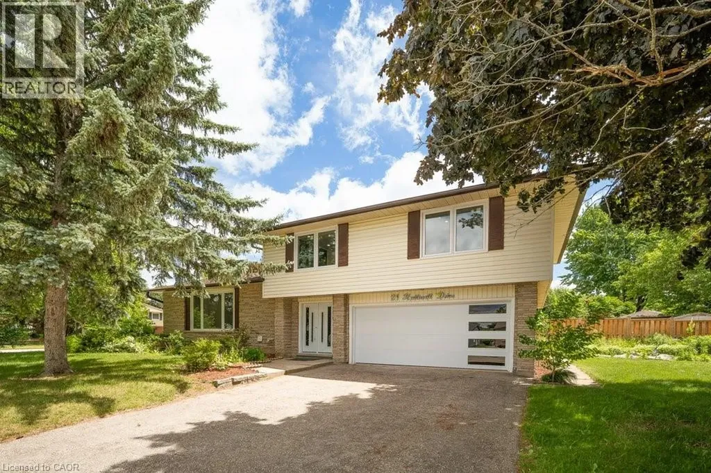 21 Halliwell Drive Kitchener ON N2B 2M5