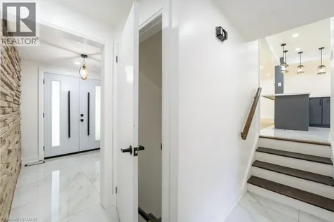 21 Halliwell Drive Kitchener ON N2B 2M5
