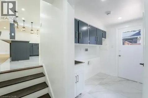 21 Halliwell Drive Kitchener ON N2B 2M5