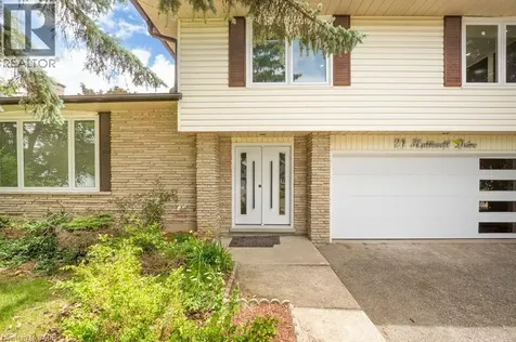 21 Halliwell Drive Kitchener ON N2B 2M5