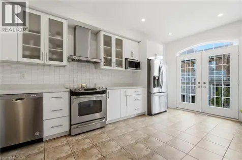 7211 Triumph Lane Mississauga ON L5N 0C5