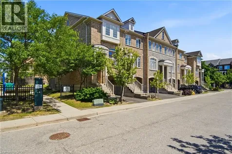 7211 Triumph Lane Mississauga ON L5N 0C5