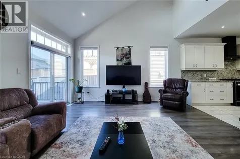 96 Anastasia Boulevard Smithville ON L0R 2A0