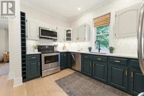 440 Duke Street West Kitchener ON N2H 3Y8