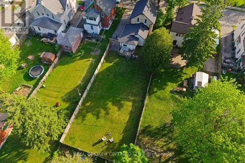 440 Duke Street West Kitchener ON N2H 3Y8