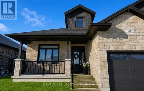 675 Winchester Avenue South North Perth (elma) ON N4W 0J9
