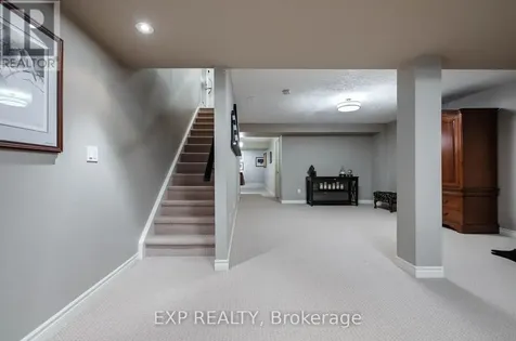 200 Kingfisher Drive Mono ON L9W 0B3