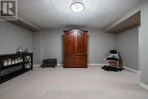 200 Kingfisher Drive Mono ON L9W 0B3