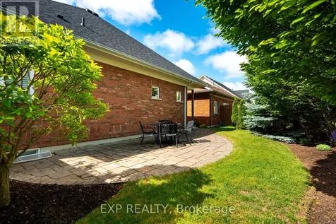 200 Kingfisher Drive Mono ON L9W 0B3
