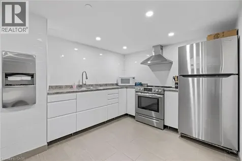 700 Dynes Road Burlington ON L7N 3M2