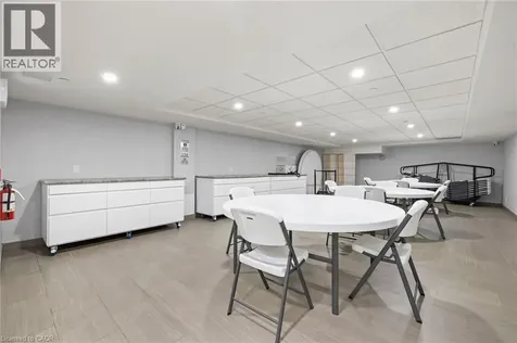 700 Dynes Road Burlington ON L7N 3M2